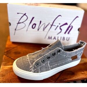 Blowfish Malibu Play Slip On Sneakers  Gray Twill Distressed Womens Size 8